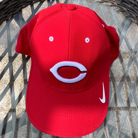 Nike Cincinnati Reds cap hat